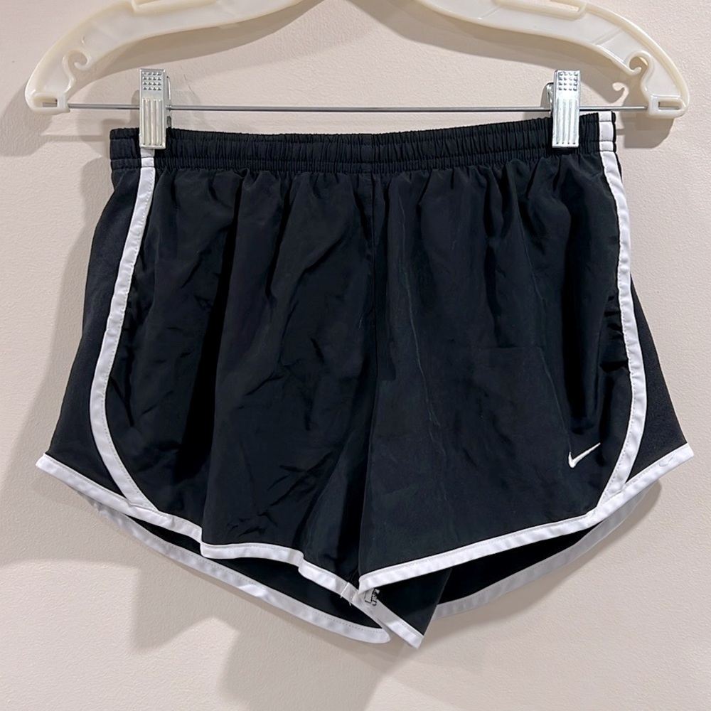 🔥Nike Women's Black Running Shorts🔥